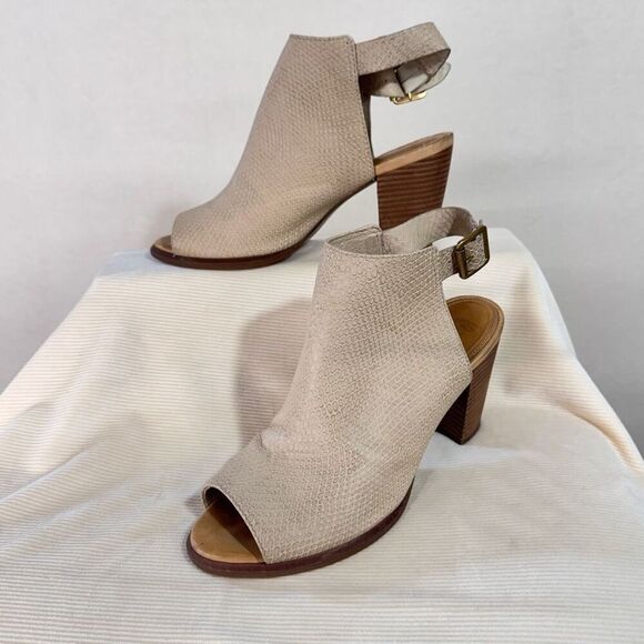 UGG Audrey Exotic embossed leather snake skin sandals open toe block heel sz 9.5 - Picture 1 of 9